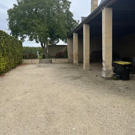 Ferme Manoir De Cremel * Monceaux-en-Bessin
